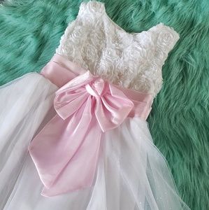 Perfect Flower Girl Dress